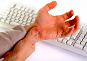 How Computer Use Can Lead To Repetitive Strain Injuries? Ways To Prevent RSI!